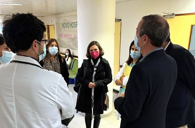 Presidente da FNAM, Joana Bordalo e Sá, e Bastonário da Ordem dos Médicos, Miguel Guimarães, em visita ao Hospital Padre Américo