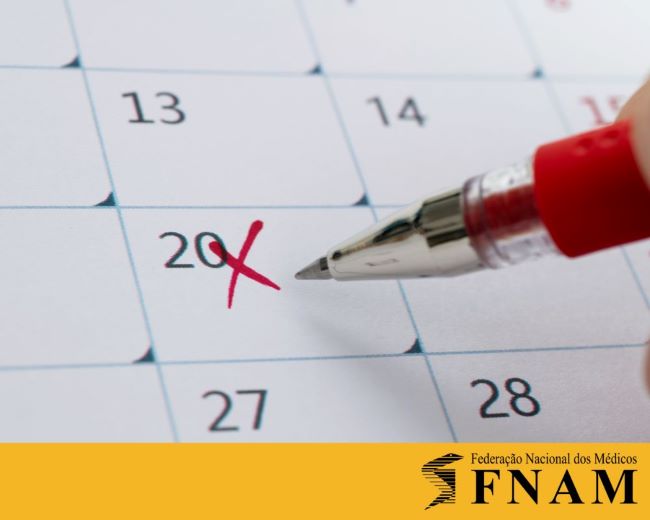 Calendário com uma cruz no dia 20